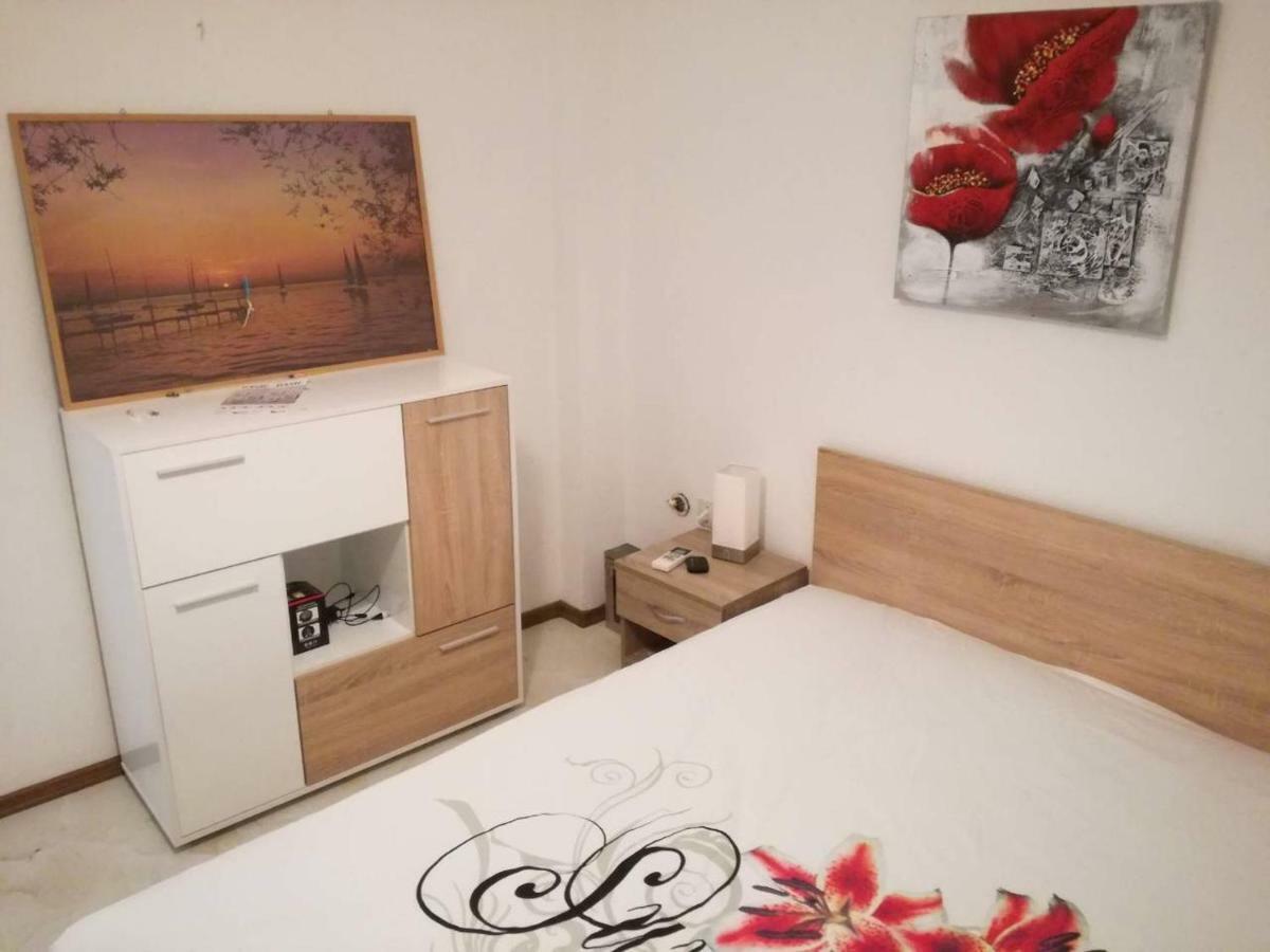 Apartmán Aparts Sunshine Nea Iraklia Exteriér fotografie